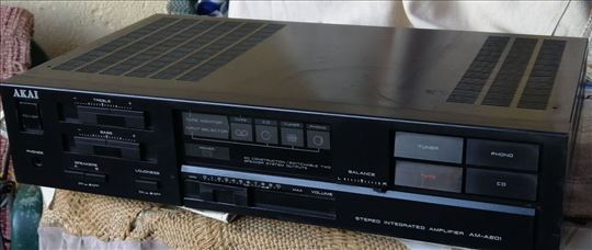 Pioneer A-209 i AKAi AMA-201