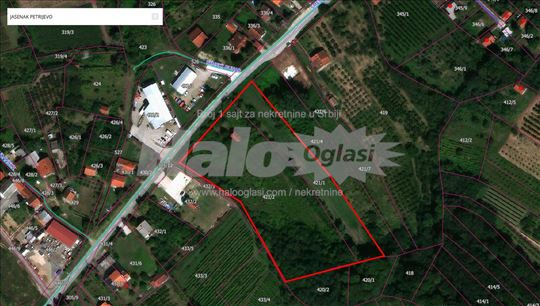 Prodajem Građevinsko zemljište 110 ari Petrijevo