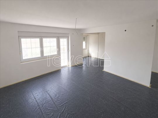 Stan,Novi Sad,Klisa,kv: 147.00