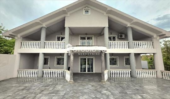 Žitište, Centar, Kuća, 3.0, 536m2