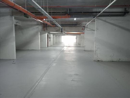 Čedomilja Todorovića, Vojvode Vlahovića, garaža