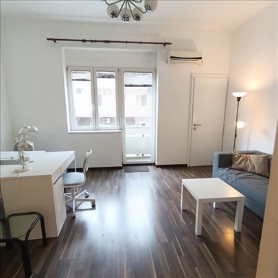 Centar, Zeleni venac, 60 m2, 2.5, za poslovni pr.