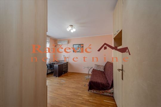 Banovo brdo, Brdovita, 1.0, 36 m2