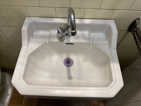 LAVABO umivaonik iz 1950-ih 51x40cm odlično stanje
