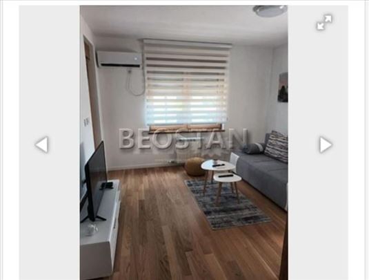 Novi Beograd - Stari merkator zelena avenija #6756