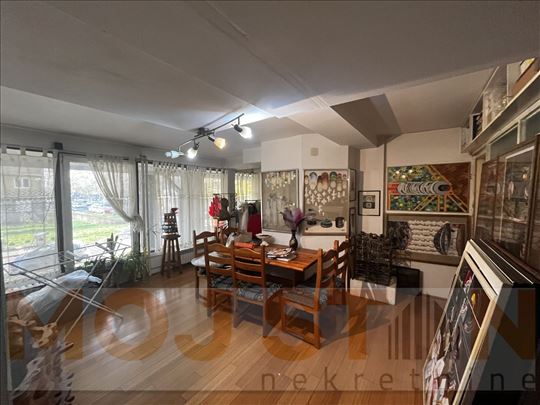Novi Beograd- 106m2 (mereno 160m)- stan sa lokalom