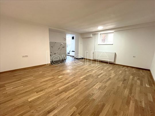 Stan,Novi Sad,Adice,kv: 28.00