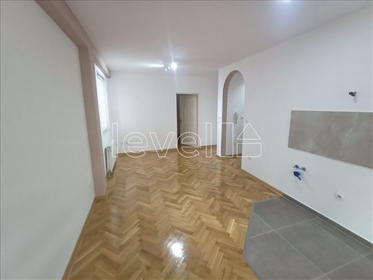 Stan,Novi Sad,Grbavica,kv: 40.00