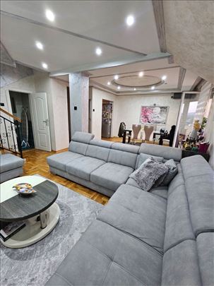 Prelep duplex, bulevar patrijarha PAVLA + parking