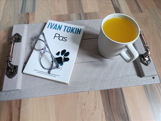 Dekorativni posluzavnik 