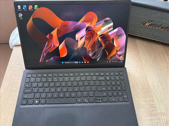 Dell Vostro 15