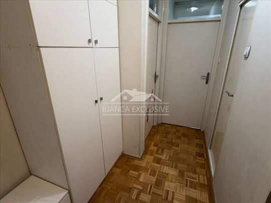 Novi Beograd-Blok 64 ID#1584