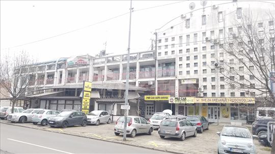 Poslovni prostor, Južni Bulevar, 19,50 m²