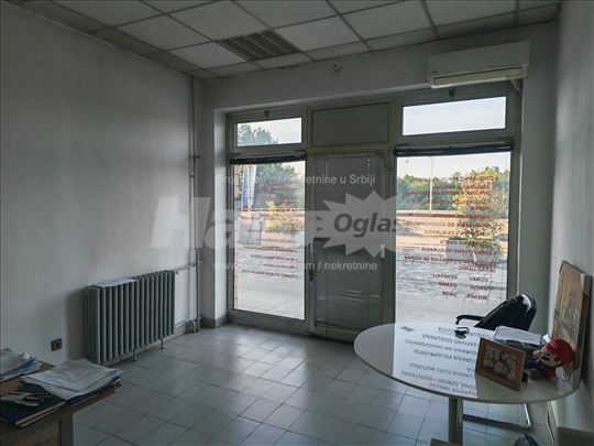 Top pozicija za mali biznis–lokal sa izlogom YUBC