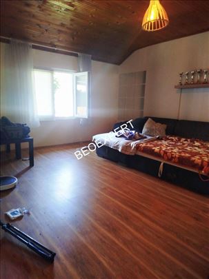 Trosoban stan na prodaju,Jabučki Rit,34.000€,46m2