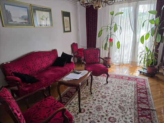 B KOSA 1 - 95+20 sjajna pozicija miran renoviran