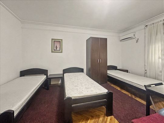 Broker - Poslovni smeštaj!