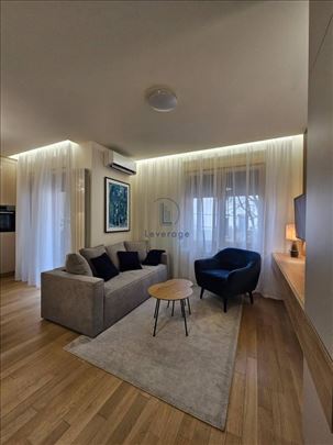 Crveni krst, Sazonova, 40m2 + garažno mesto