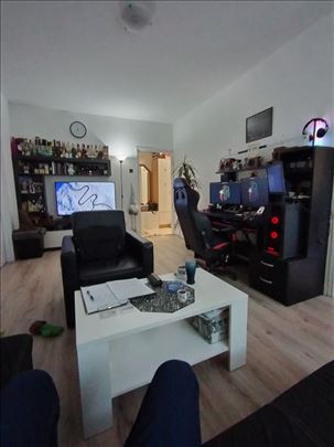 Dvoiposoban stan na Miljakovcu