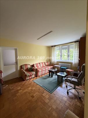 Novi Sad, Detelinara, Renoviran Dvosoban 47m2