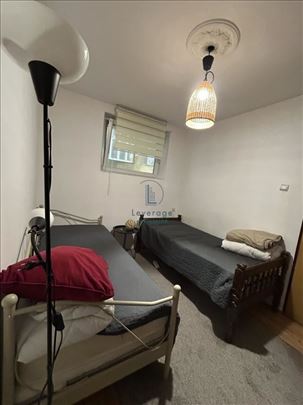 Ekonomski fakultet, 26m2+11m2