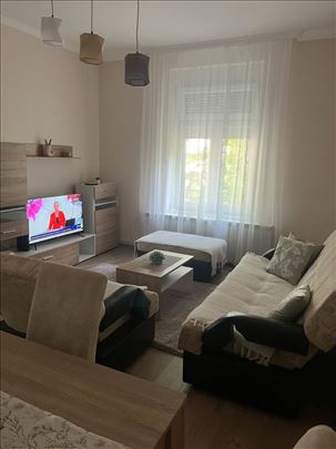 Gundulićev venac, renoviran, odličan, ID 7413