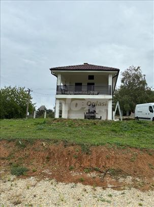 Kuća + 46a plac