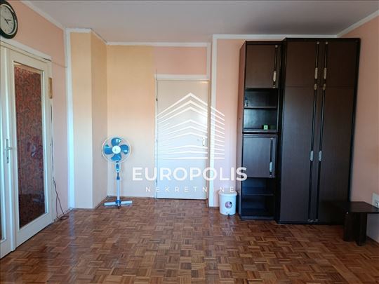 Odlična prilika-1.5 stan na top lokaciji