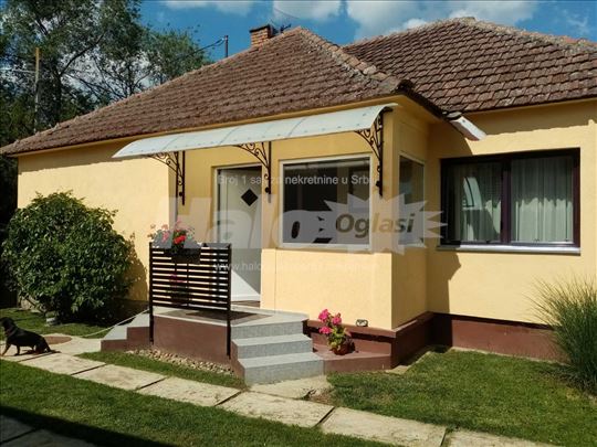 Prodaje se odlična kuća u Opovu