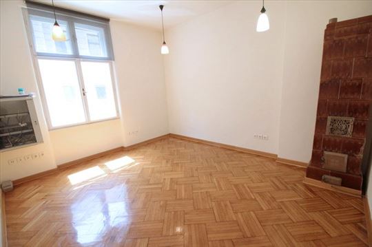 Top lokacija, stan za pp u strogom centru, ID 6479