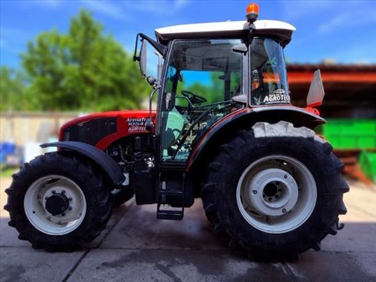 Traktor Armatrac1054 2016. godiste