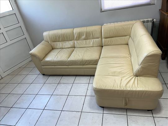 Ugaona Kozna Garnitura Teleci Box