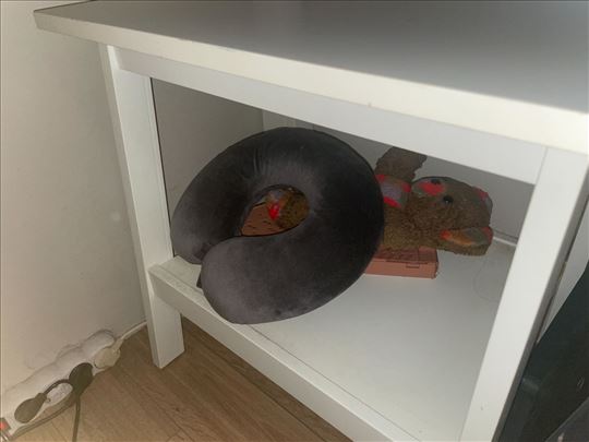 IKEA klub/nocni sto