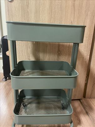 IKEA metalne police sa tockicima