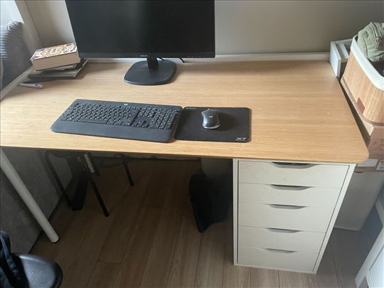 IKEA radni sto sa 5 fioka