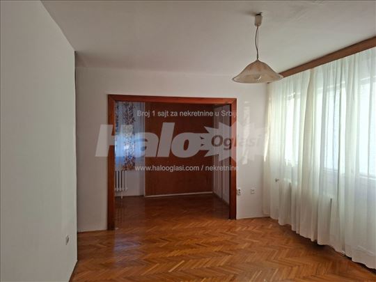 Izdajem 2.5 soban stan na Konjarniku,56m2