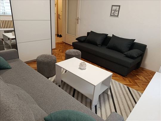 Lep 1.0 stan, 31m2, Braće Ribnikar