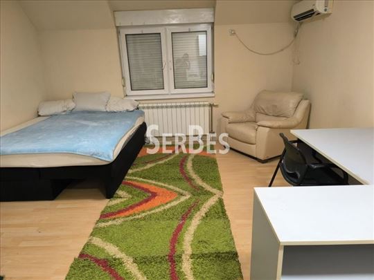 Nameštena garsonjera 30m², u blizini Sheratona +pa