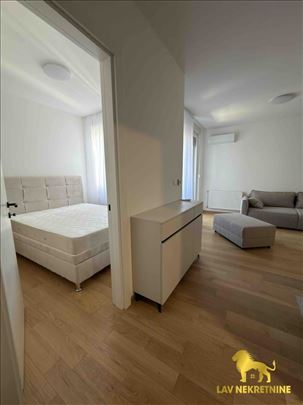 Novi Sad, Bulevar, Stan, 1.5, 37,00m2