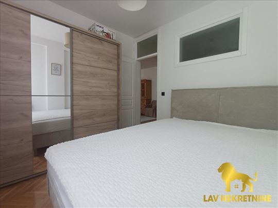 Novi Sad, Bulevar, Stan, 1.5, 40,00m2