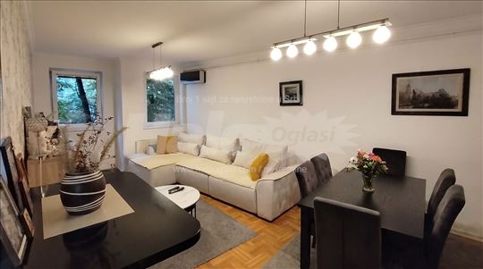 Obrenovac - centar, 79m2, 1 sprat, V. Mišića