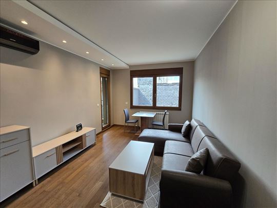 Odličan stan 60m2: Vukov spomenik - Čelopečka