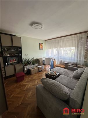Stan,Novi Sad,Bulevar,kv: 70.00, ID: 1013371