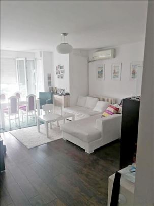 Blok 28, renoviran, adaptiran stan, ID 25706