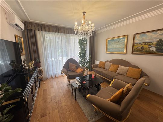 LUX 74m² Sajam — garažno mesto u ceni