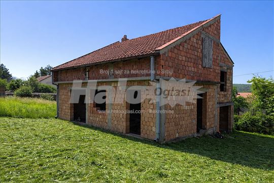 Na prodaju kuća u Rušnju 130m²
