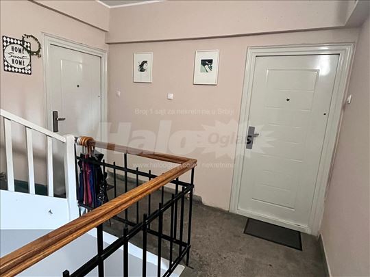 Stan 88m² sa 2 odvojene jedinice-Botanicka basta