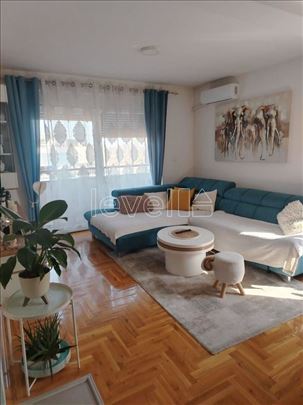 Stan,Novi Sad,Klisa,kv: 73.00