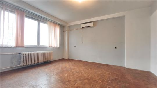 Top lokacija,1.0, 39m2, Grbavica