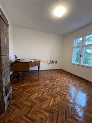 Vračar, Neimar, salonac, 115m2, parking, prazan